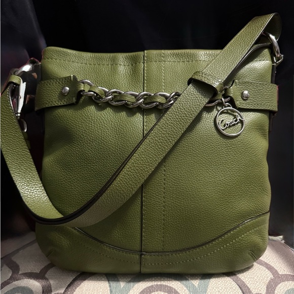 Coach Y2K Chain shoulder Bag - Picture 3 of 13